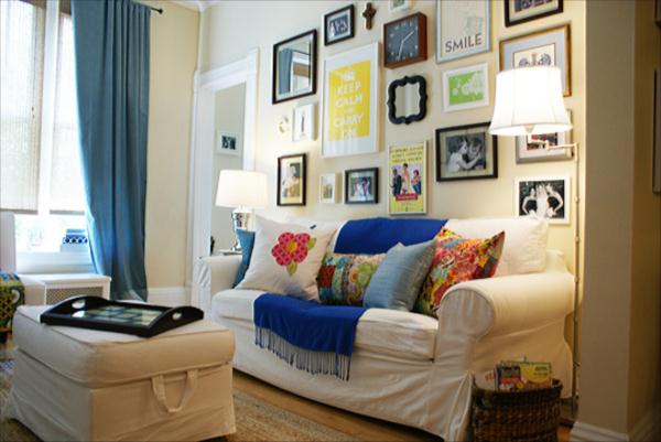 living room photo collage ideas