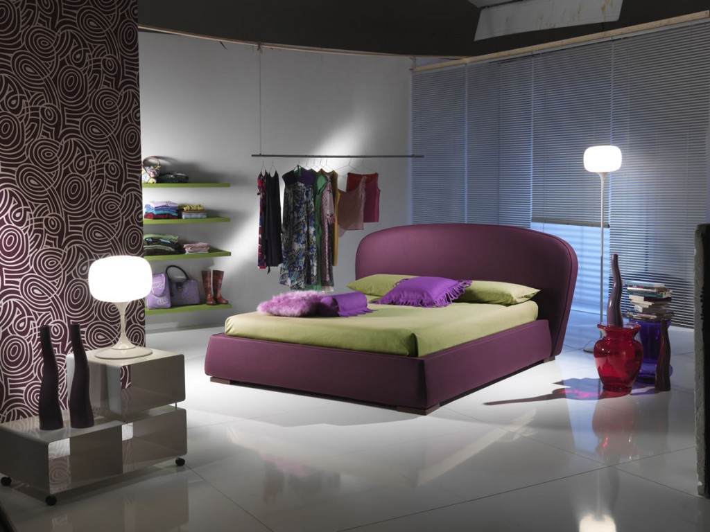 Turning your bedroom into a purple haven.