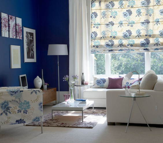 Living Room Ideas with blue walls.