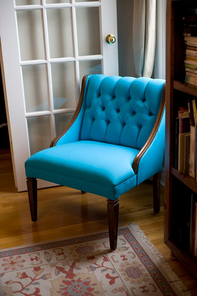 http://www.interiordesignstyle.net/blog/buying-reupholstering-furniture/