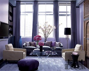 A refined living room in shades of purple