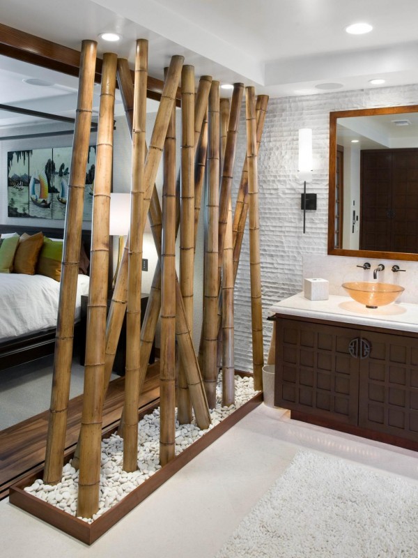 asian-bathroom-bamboo-wall
