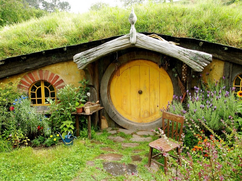 Hobbit house in New Zealand.