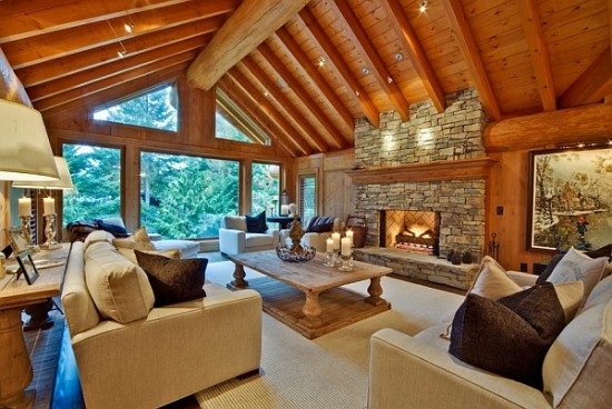 Beautiful views in this log home (housedecors.net)