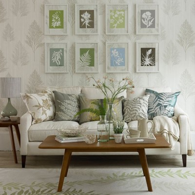 Fresh botanical prints bring life to this living room (housetohome.co.uk)