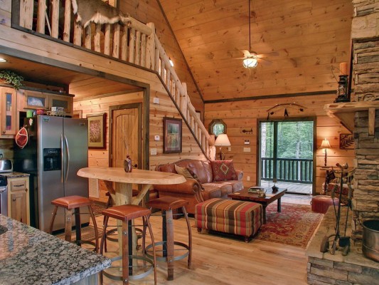 A beautiful log home interior (raft1)
