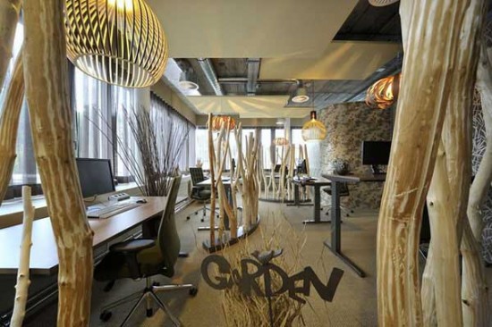 Natural office design by M. Moser Associates (visionwidget)