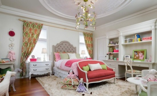 A bedroom decorated in pink and green.