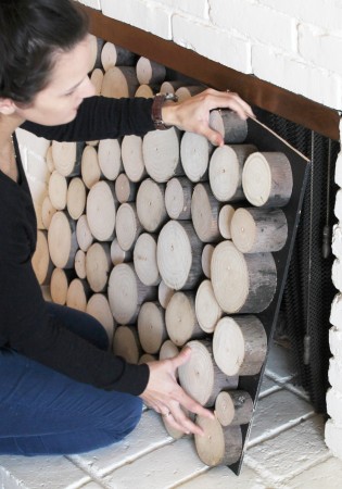 A DIY screen idea for the fireplace