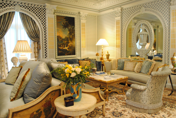 An ornately decorated living room with latticework.