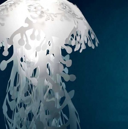 A jellyfish lamp made out of paper can bring ocean accents to your home.