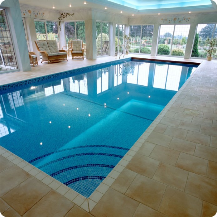 Benefits of Owning a Saltwater Pool: Easy Maintenance & Cost Savings