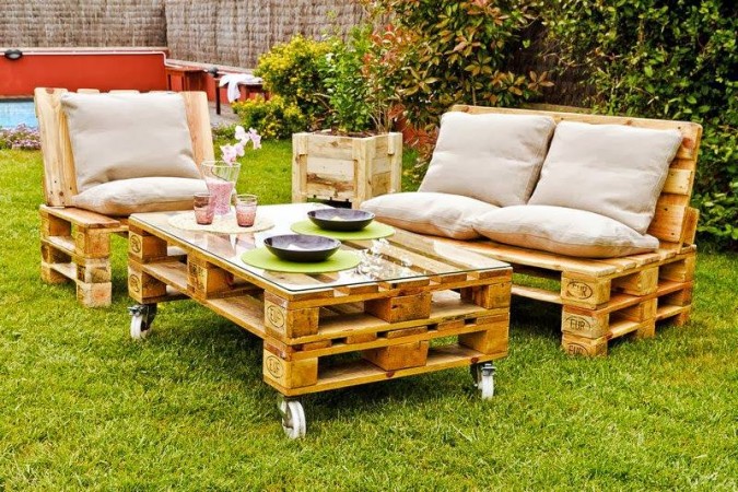 48 ideas for recycling old pallets, tires and even the whole cars (1)