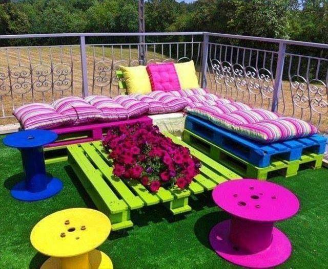48 ideas for recycling old pallets, tires and even the whole cars (2)