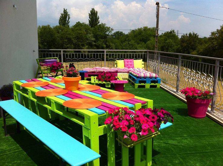 48 ideas for recycling old pallets, tires and even the whole cars (8)