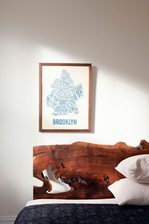 Beautiful wood headboard (pinterest.com)