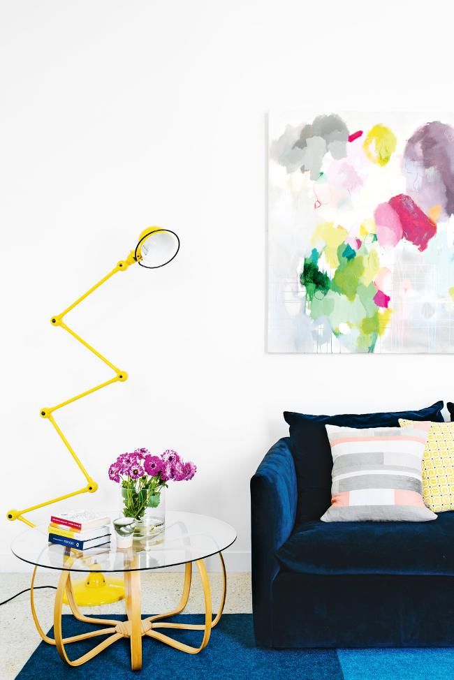 Spice things up with a beautiful yellow lamp (desiretoinspire.net)
