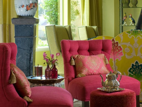 Bright pink accented with sunny green makes a summery space 