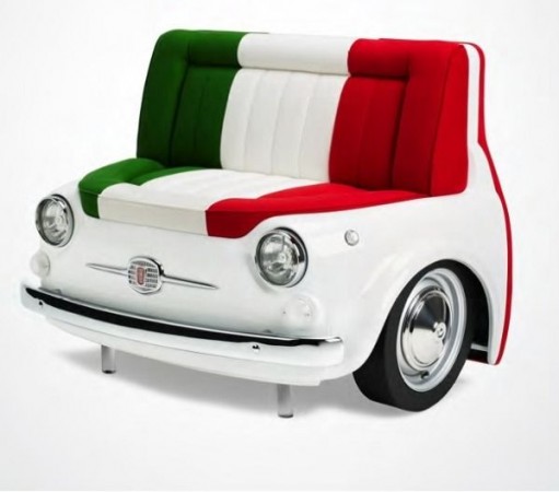 A car seat with Italian flag upholstery.