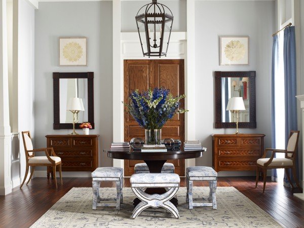 Designer Focus: Alexa Hampton creates elegant rooms with exquisite table arrangements, refined chairs, and stunning chandeliers.