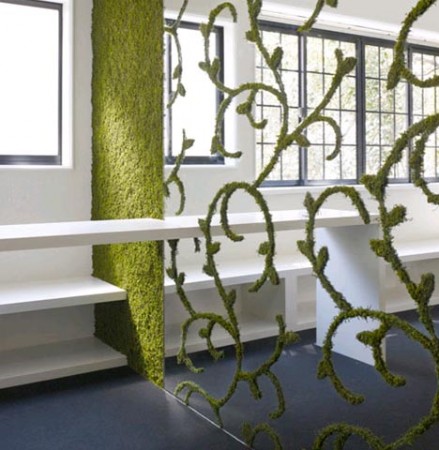 creative way to divide the space with a moss-made room divider