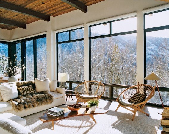 Mountain home offers amazing views 