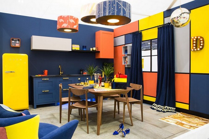 Blocks of color give this kitchen a bold look 