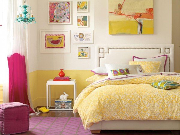 Bright and pretty teen bedroom