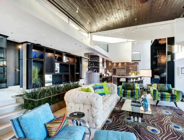 A peacock feather rug inspires this interior