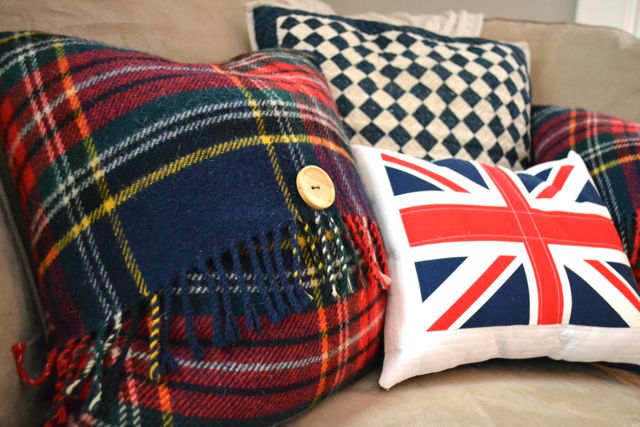 Add plaid pillows for an extra layer in fall and winter 