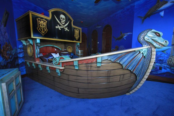 outstanding kids bedroom perfect for pirates lovers