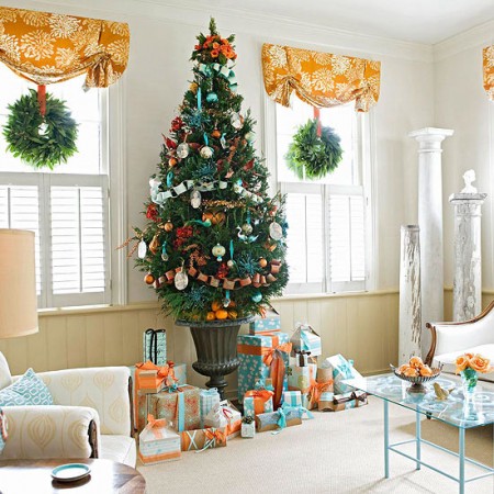 A living room with a Christmas tree and presents incorporating alternative Christmas colors.
