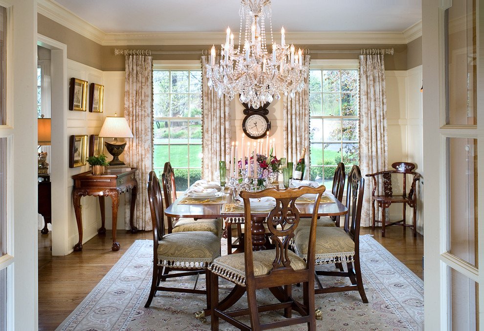 The Formal Dining Room with a Chandelier is Making a Comeback.