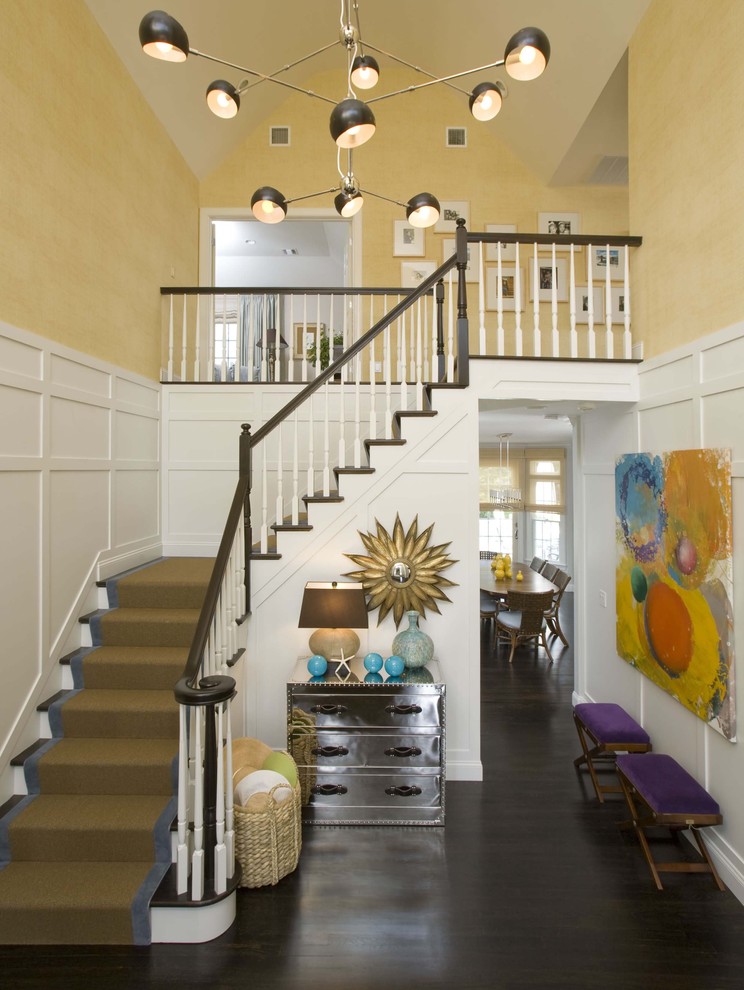 A well-designed foyer sets the stage