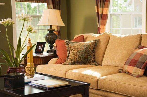 Autumn Living Room Example (lushhome)