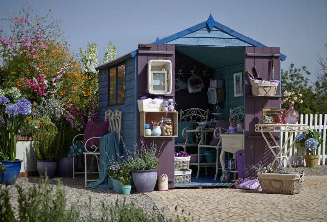 Colorful she shed