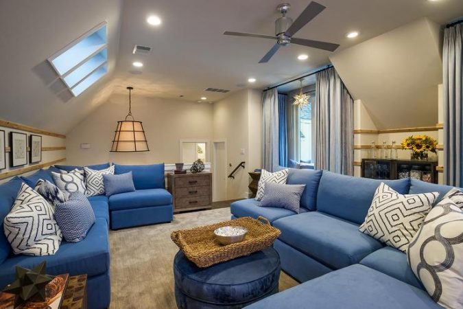 Sectional sofas makes this room a cozy spot for relaxing 