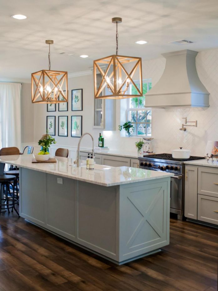 Choosing the Right Kitchen Island Lighting: Style and Function