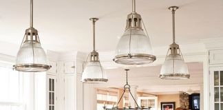Various lighting shapes add interest to the kitchen (homeluf.com)