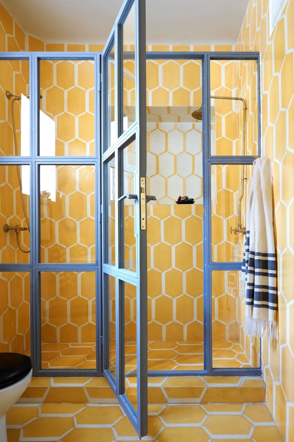 10 Small But Funky Bathroom Designs Interior Design Design News