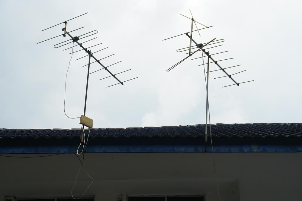 Roof with TV antennas.