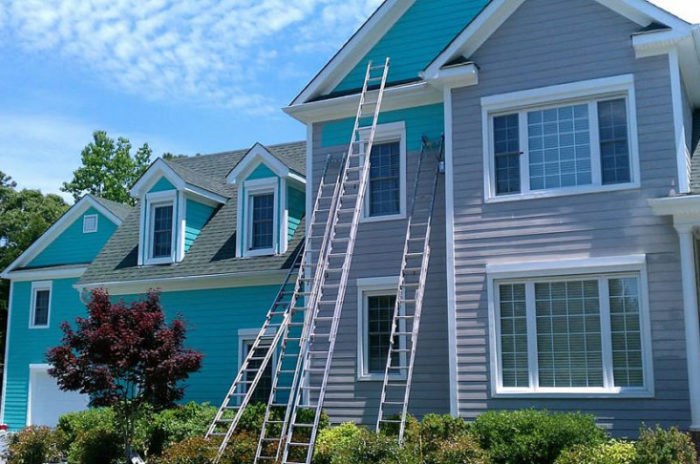 Modernise your home with a blue-siding house.
