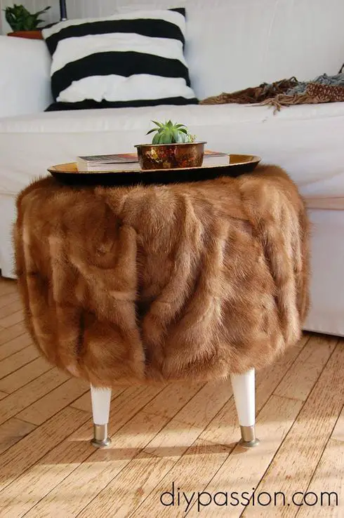 DIY vintage faux fur ottoman.