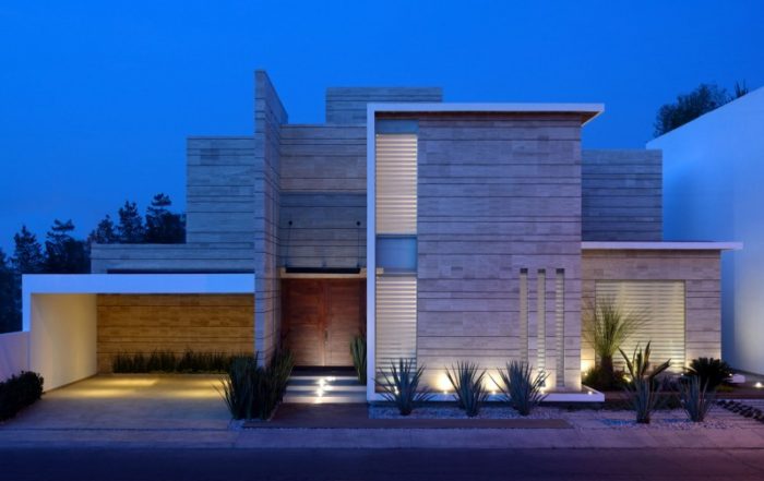 Contemporary house in Mexico at night.