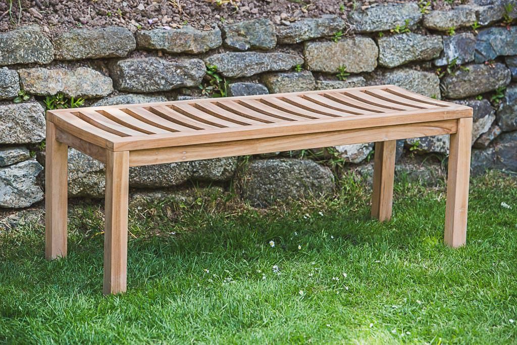 8 Popular Bench Types: Traditional Park, Memorial, Plant, Outdoor ...