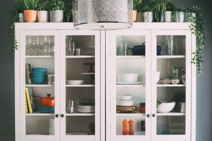 Glass Cabinets or Open Shelves
