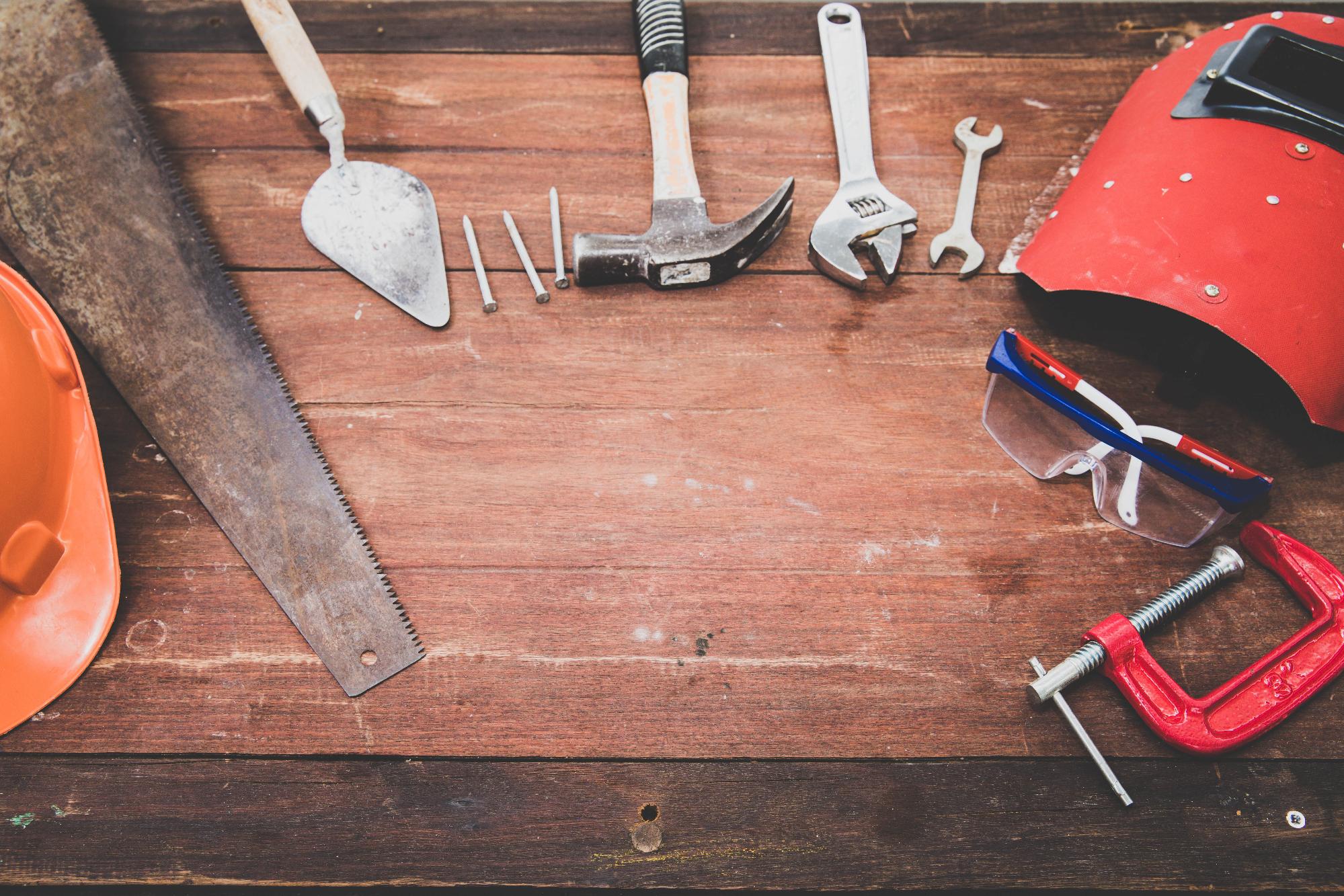 Best Maintenance tools on a wooden table.