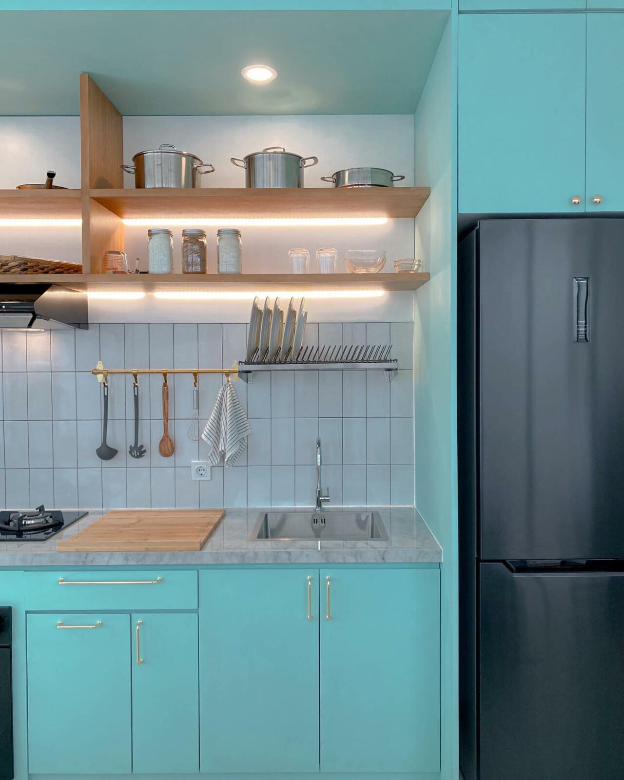turquoise kitchen cabinet