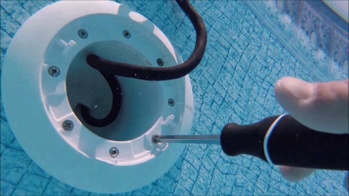 How to Detect and Fix Pool Leaks?