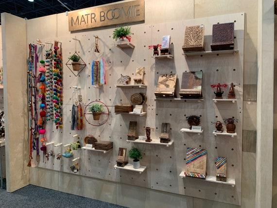 Choosing the Right Wall: Factors to Consider for Optimal Display